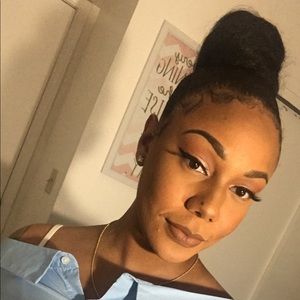 Meet your Posher, Mikalia